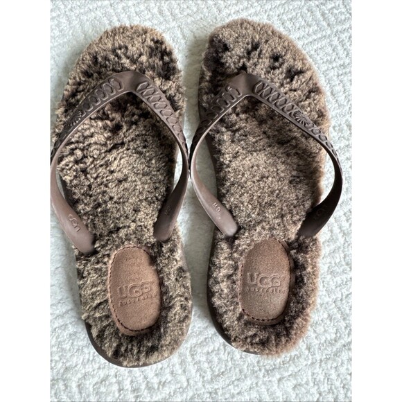 Women's UGG Brown Rubber Flip Flops Thong Sandals w/ Sheepskin Footbed Sz 6 Fluf - Picture 3 of 7